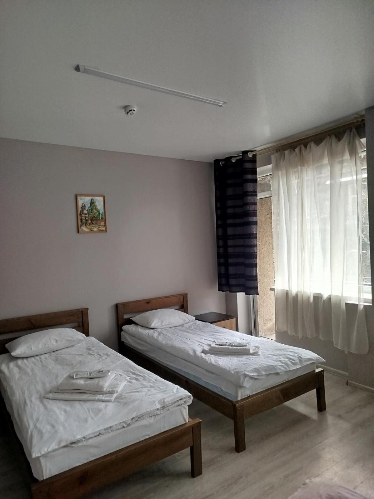 Lion Hill Hotell Lviv Exteriör bild